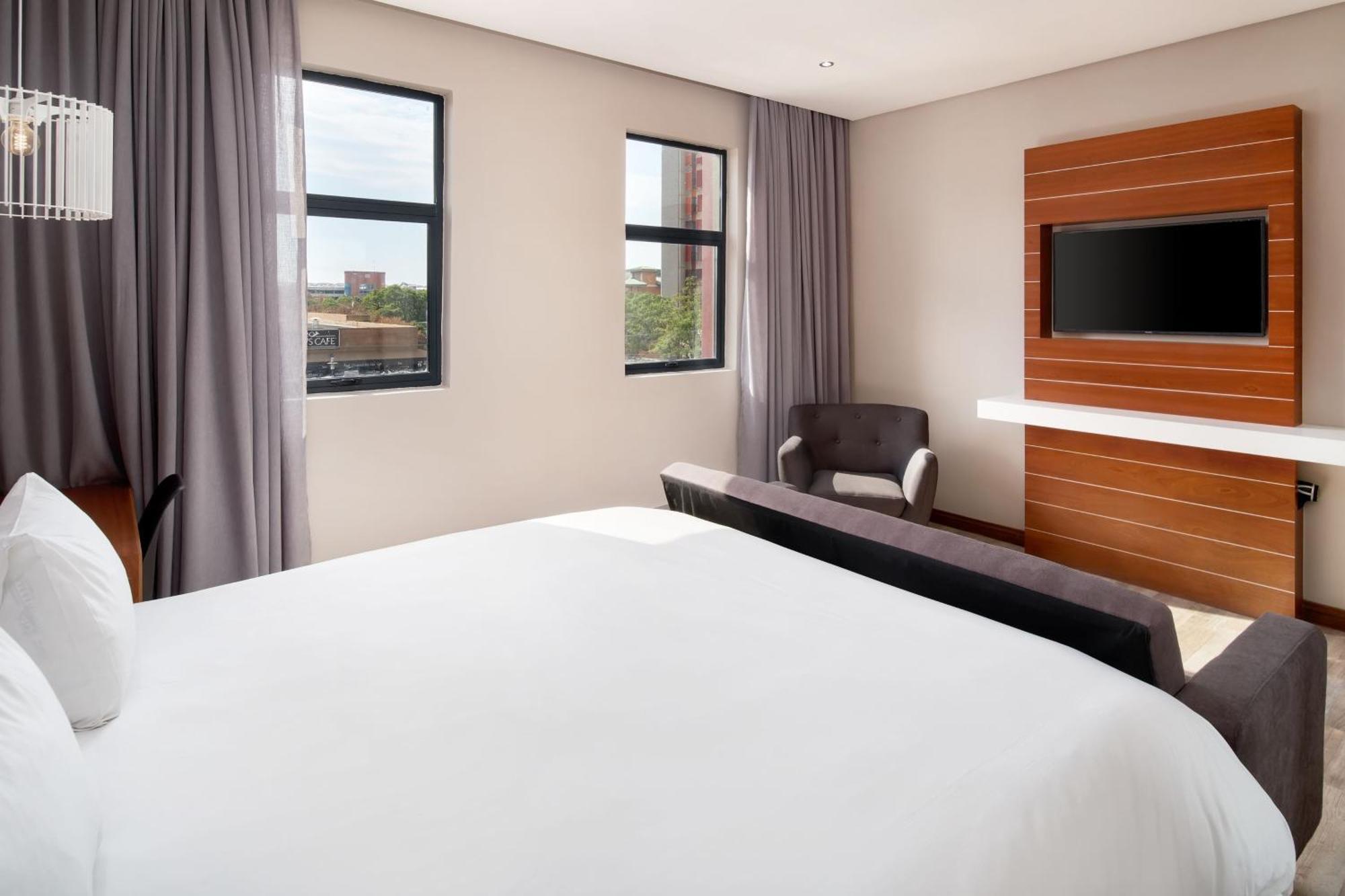 Protea Hotel By Marriott Pretoria Hatfield Szoba fotó