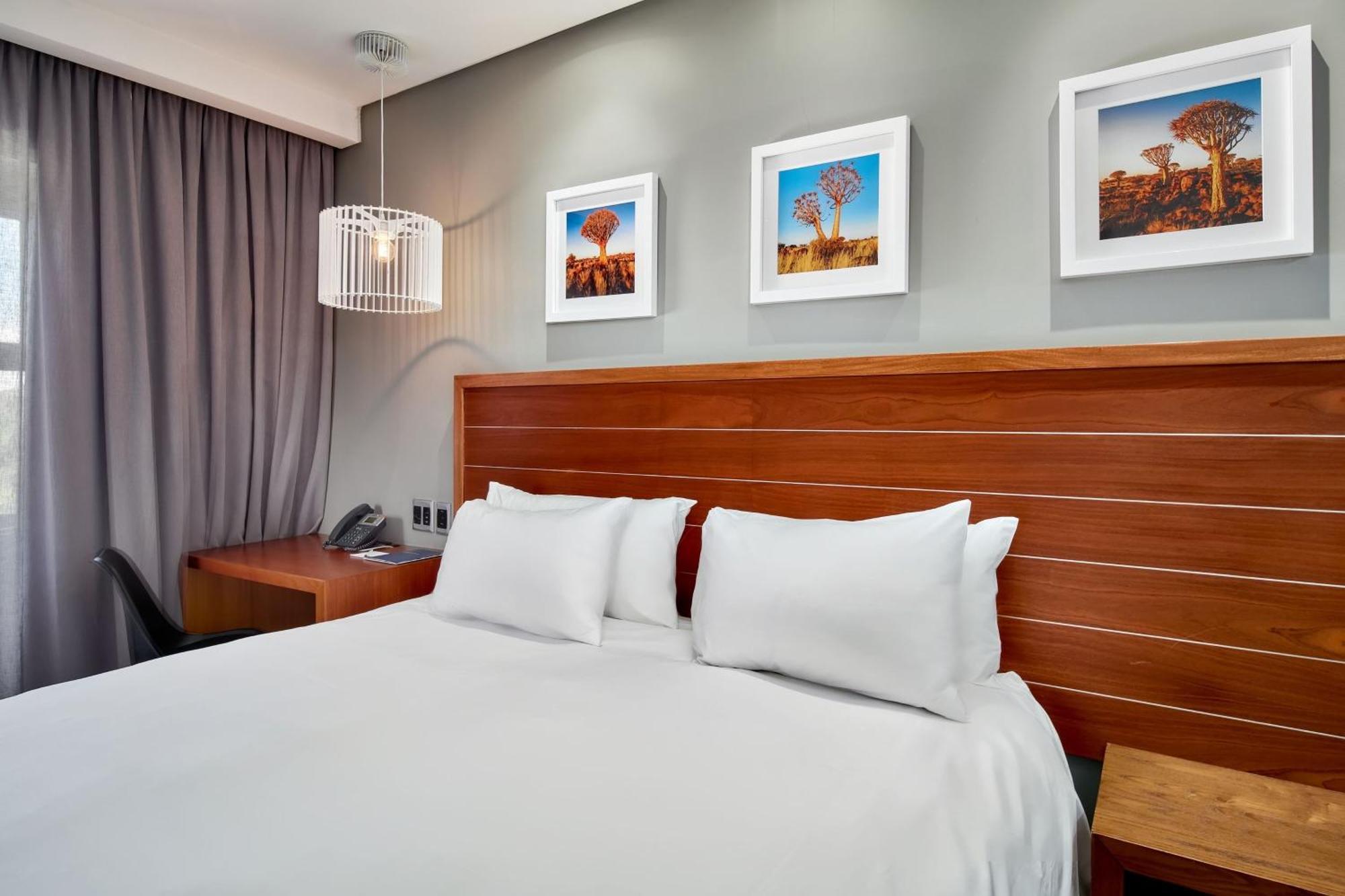 Protea Hotel By Marriott Pretoria Hatfield Szoba fotó