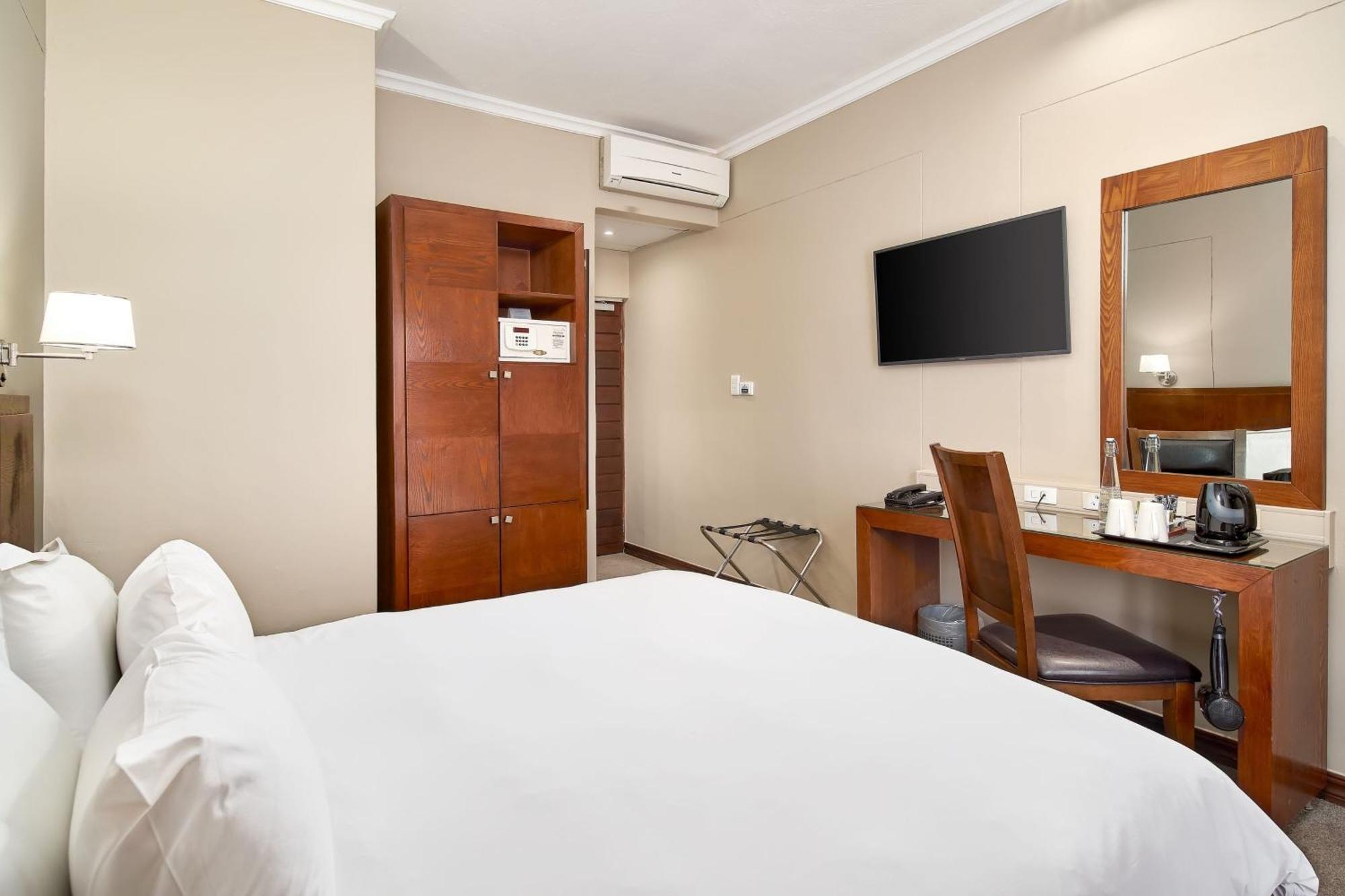 Protea Hotel By Marriott Pretoria Hatfield Szoba fotó