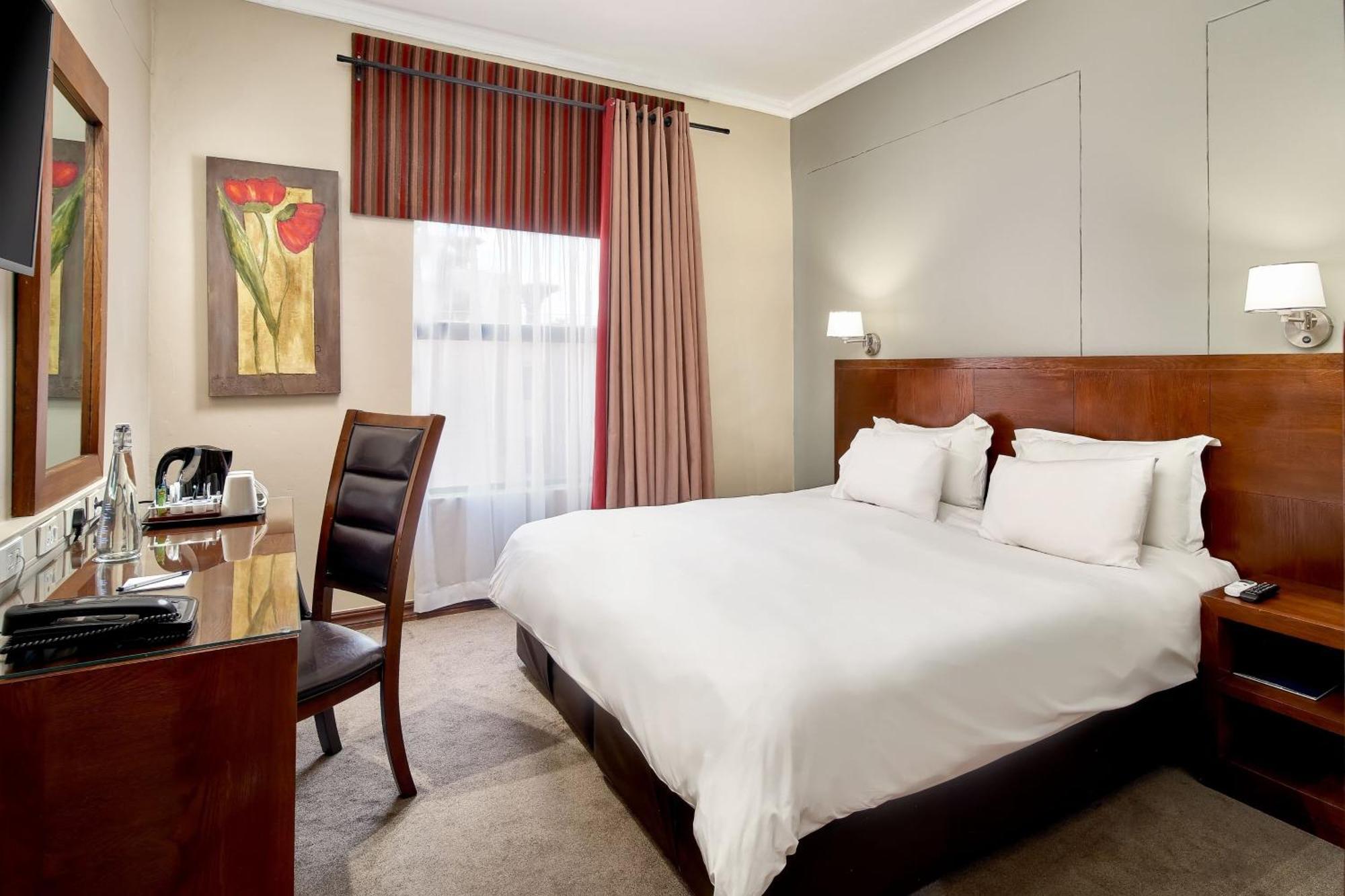 Protea Hotel By Marriott Pretoria Hatfield Szoba fotó