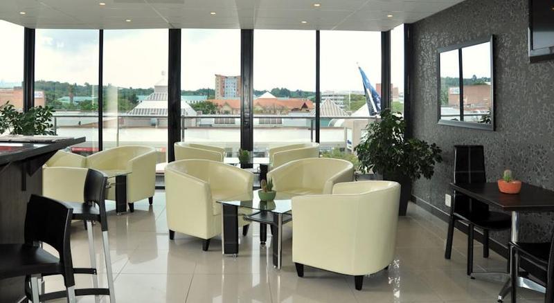 Protea Hotel By Marriott Pretoria Hatfield Kültér fotó